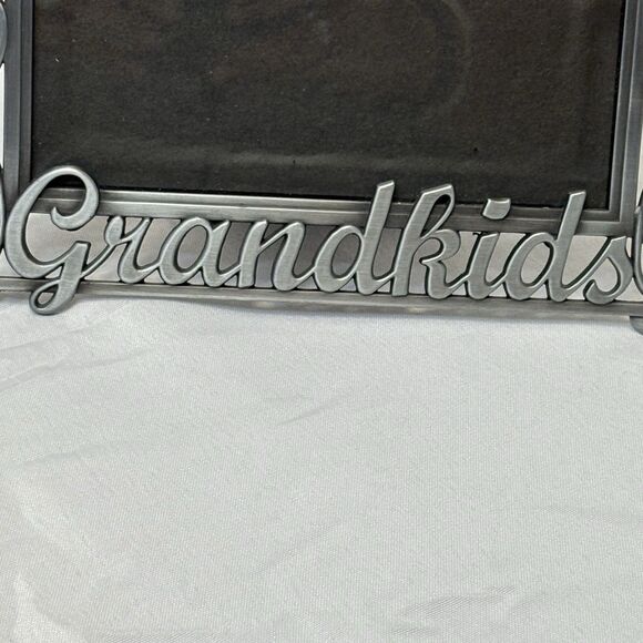 Malden Ornate Photo Picture Frame Pewter Silver Grandkids Holds 4x6 Picture - Picture 2 of 4